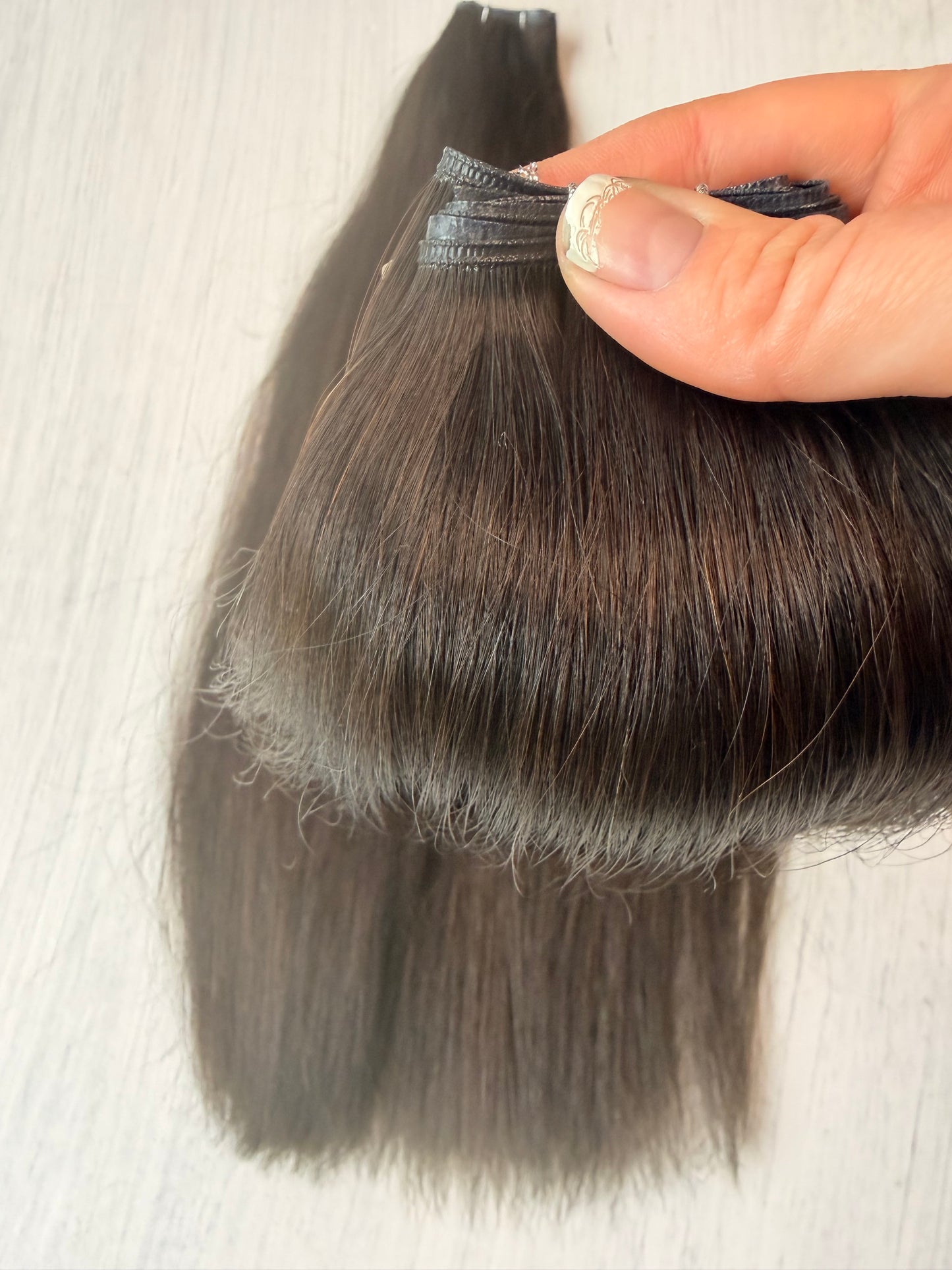 18” Premium Weft Brown 5.0 50g