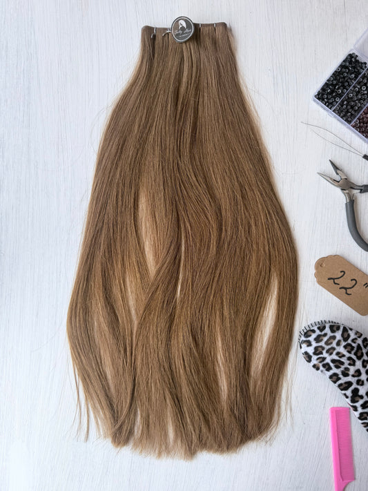 22” Premium Weft Light Brown 7.0 50g
