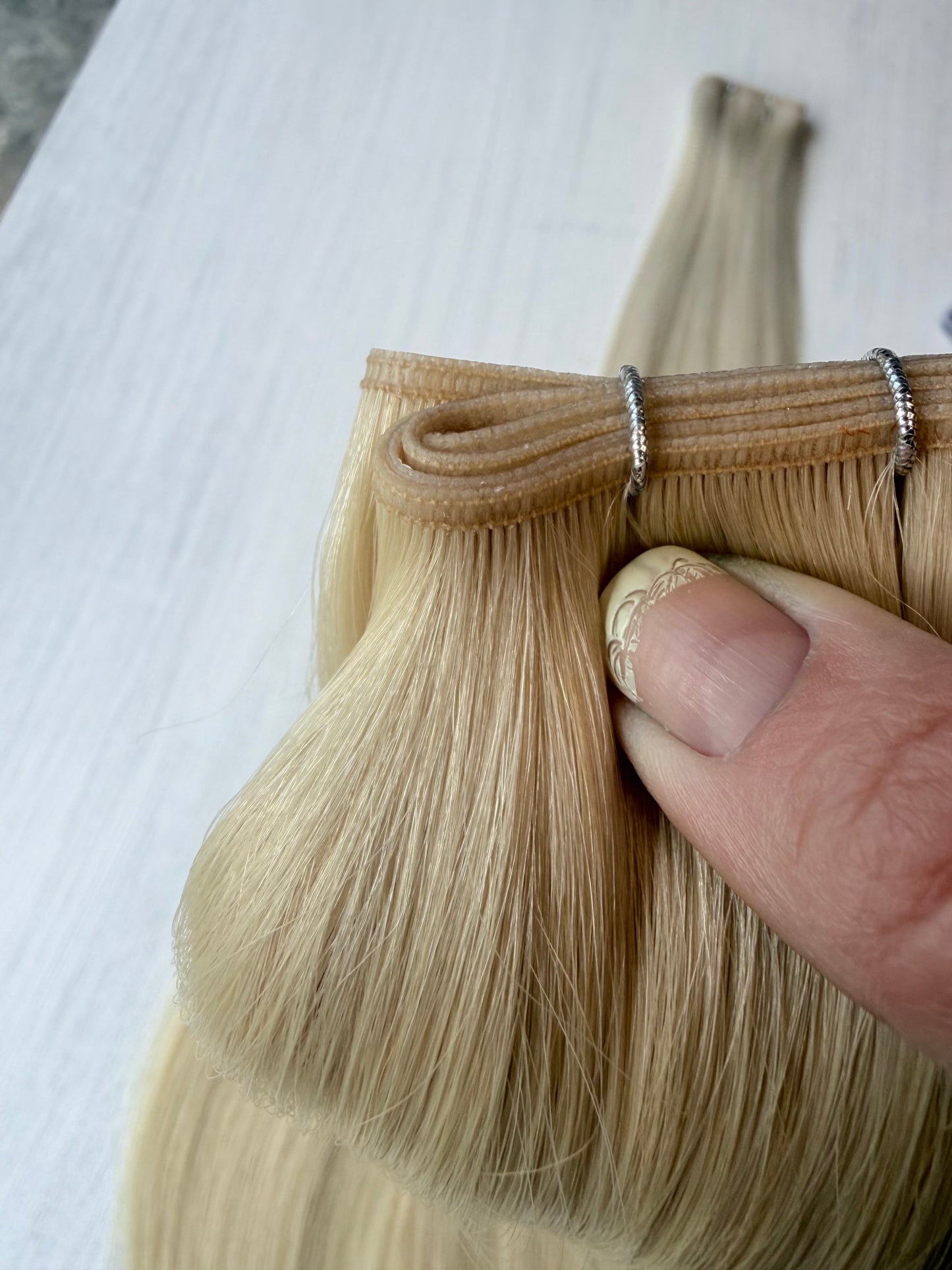 22” Premuim Weft Blonde 12.0 50g